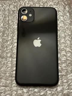 iPhone 11 256GB ブラック 本体のサムネイル