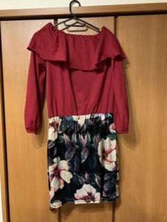 キャバドレス 花柄ワンピースのサムネイル