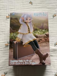 葬送のフリーレン Desktop Cute フリーレン トランク フィギュア 