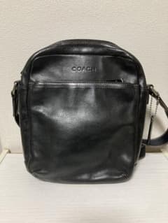 コーチ　ショルダーバッグ　黒　レザー　COACHのサムネイル
