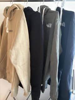 THE NORTH FACE パーカー 4点セットのサムネイル