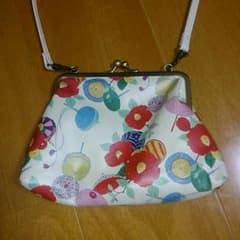 ※お値下げしました！★椿柄★ポシェットのサムネイル