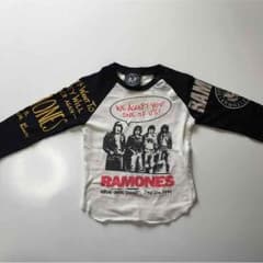 JOEY HYSTERIC RAMONESラグランTシャツのサムネイル