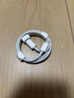 【新品】USB-C to Lightningケーブル(白)iPhone13空箱付のサムネイル