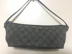 GUCCI グッチ ポーチのサムネイル