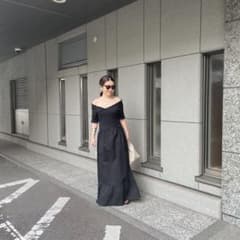 LITRAL 新品タグ付き シャーリングワンピースのサムネイル