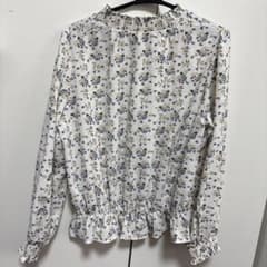 RPS 花柄ブラウス Ｍサイズのサムネイル