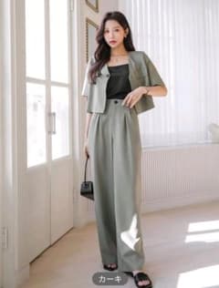 SHEINのDazyのセットアップのサムネイル