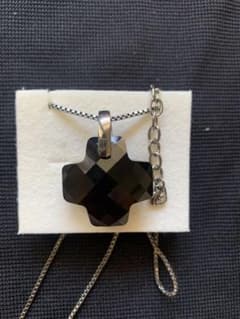 Swarovski ネックレス クロスモチーフ ブラックのサムネイル
