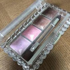 ジルスチュアート アイシャドウのサムネイル