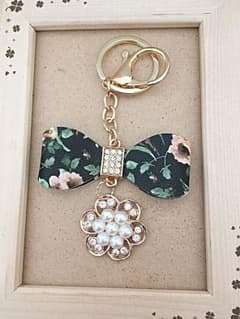 キーホルダー バックチャーム ハンドメイドのサムネイル