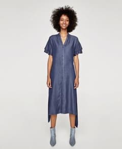 ZARA フレアスリーブ付きワンピースのサムネイル