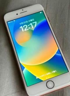 iPhone 8 SIMフリー　ゴールド　64GB 初期化済みのサムネイル