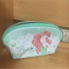 アリエルのポーチのサムネイル