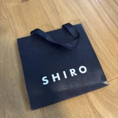 shiro 紙袋のサムネイル