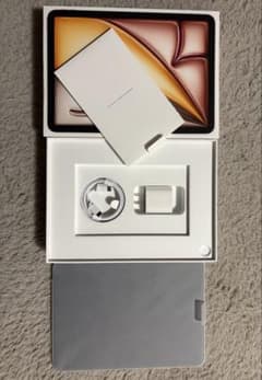 充放電0回】iPad Air (M3) 第7世代128GB 11 スターライト - メルカリ