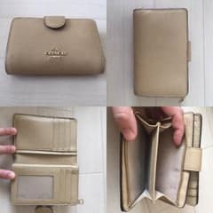 COACH 二つ折り財布のサムネイル