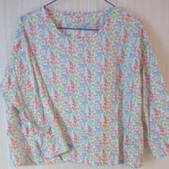 ゆ〜様専用☆ハンドメイド☆リバティブラウスのサムネイル