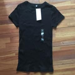 新品☆UNIQLO  リブクルーネックT  Sサイズのサムネイル