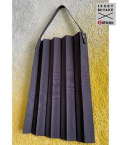 未使用】イッセイミヤケ × イッタラ コラボバッグ Lサイズ ブラック 