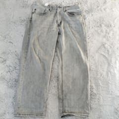 Levi's ライトグレー ストレートデニム W34 L32のサムネイル
