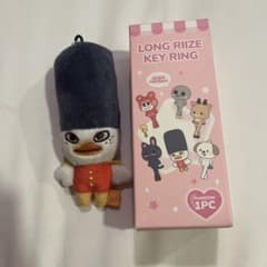 riize popup トルビョン ソヒ ロング 足長 キーリング - メルカリ