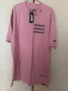 LEFLAH ピンク Tシャツのサムネイル