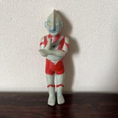 【希少】ブルマァク 初代ウルトラマン ミニソフビ 彩色版 スペシウム光線 当時物 希少】ブルマァク 初代ウルトラマン ミニソフビ 彩色版 スペシウム光線