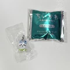 Chiikawa movie theatergoer bonus: Marker accessory, Hachiware