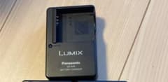 デジカメの充電器　LUMIXのサムネイル