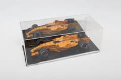 ミニチャンプス1/18マクラーレンメルセデスMP4-21 2006年のサムネイル