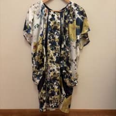 花柄プリント ドレープワンピース 半袖のサムネイル