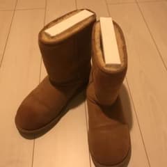 UGGムートンブーツのサムネイル