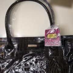 ♡Hello Kitty BIGトートバッグ クロコダイル調 ブラックのサムネイル