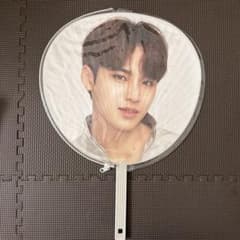 SEVENTEEN MINGYU 大判うちわセット SEVENTEEN セブチ MINGYU うちわ Ode to You - メルカリ