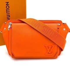 ルイヴィトン アエログラム バムバッグ NV ボディバッグ オレンジのサムネイル