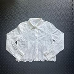 ZARA ホワイト 刺繍 長袖ブラウスのサムネイル