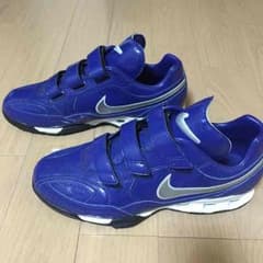 ナイキ トレーニングシューズ 29.5位？ 未使用品のサムネイル