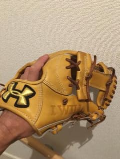 アンダーアーマー硬式グローブ 内野手用のサムネイル