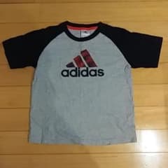 アディダス　140 Tシャツのサムネイル