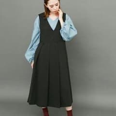 asako様専用　BIGプリーツジャンパースカートのサムネイル