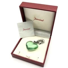 BACCARAT バカラ クリスタル ハート グリーン ネックレス 箱付き