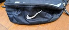 美品NIKEウエストポーチのサムネイル