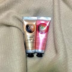 ハンドクリーム(ストロベリー、シアの香り)のサムネイル
