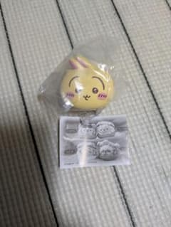 ちいかわ キャラマカロンガチャ うさぎのサムネイル