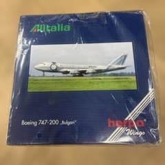 希少　ヘルパ 1/500 アリタリア航空 B747 ブルガリ 希少 ヘルパ 1/500 アリタリア航空 B747 ブルガリ - メルカリ