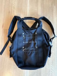 MARC JACOBS ブラックバックパックのサムネイル