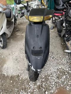 スズキ　アドレスV100 スクーター 本体 不動車のサムネイル