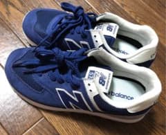 紺色ニューバランス スニーカー 574♡24.5㎝のサムネイル