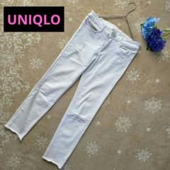 ✨大人カジュアル ホワイトデニム ダメージ加工 スキニーパンツ UNIQLO✨のサムネイル
